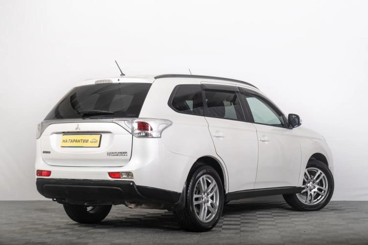 Mitsubishi Outlander 6 из 6