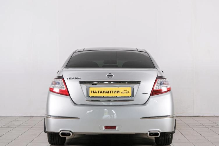 Nissan Teana 5 из 6