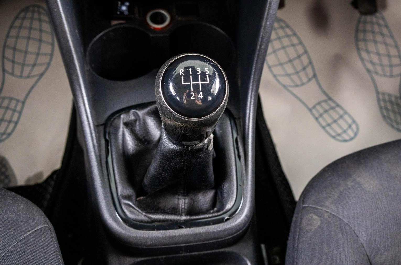 Volkswagen Polo 17 из 20