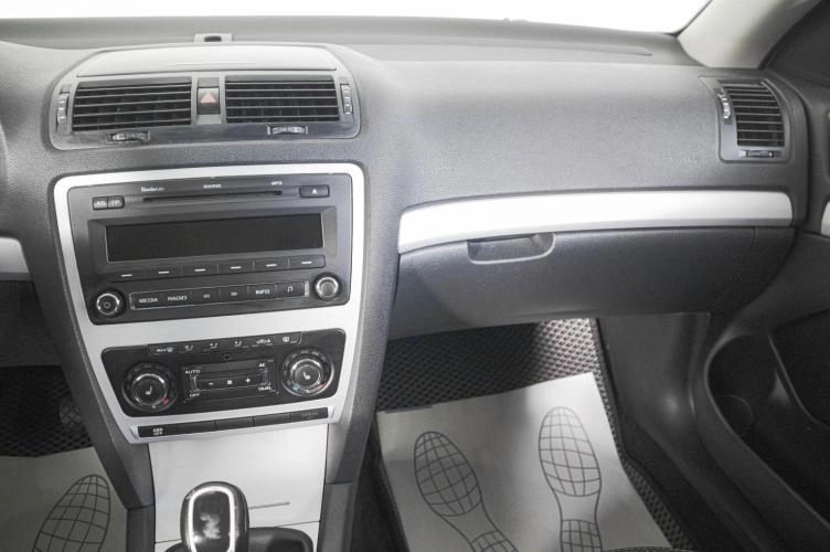 Skoda Octavia 14 из 19