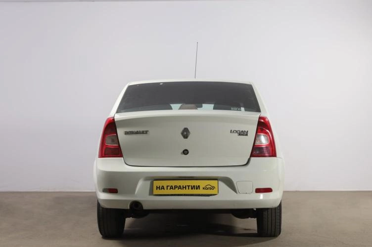 Renault Logan 5 из 6