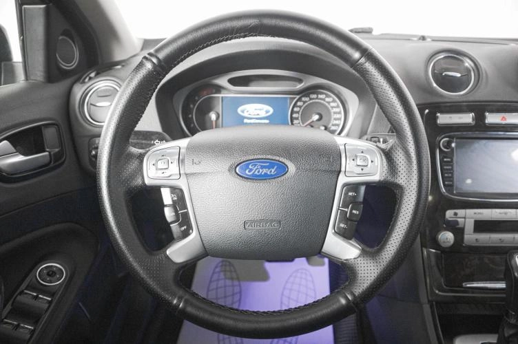 Ford Mondeo 15 из 22