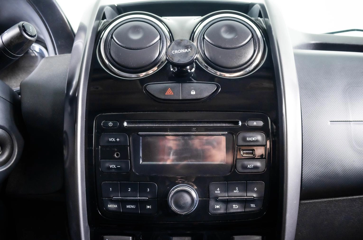 Renault Duster 17 из 23