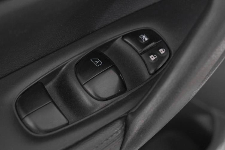 Nissan X-Trail 27 из 29