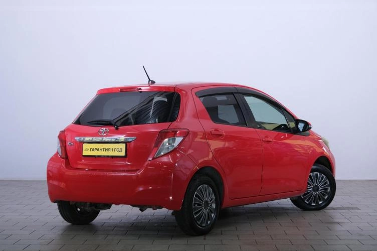 Toyota Vitz 6 из 6