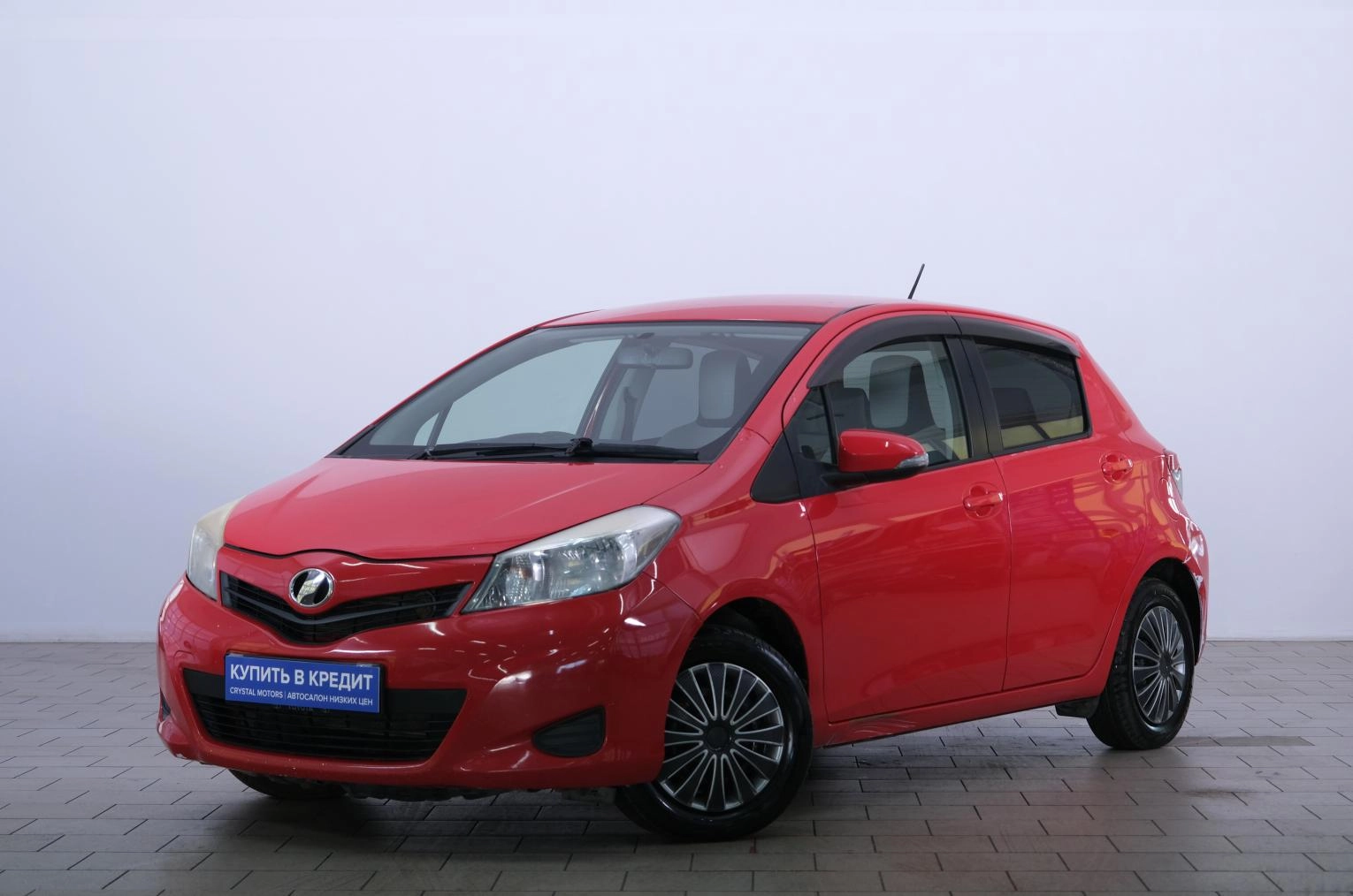 Toyota Vitz 3 из 22