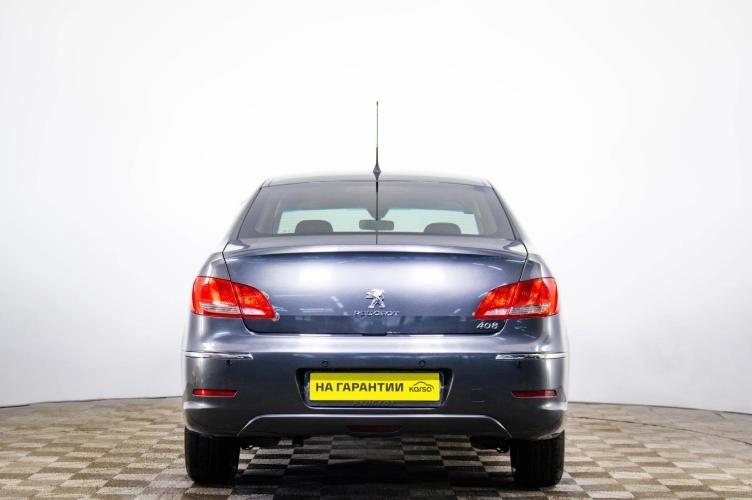 Peugeot 408 5 из 6