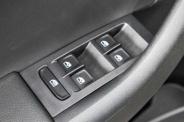 Volkswagen Polo 12 из 27