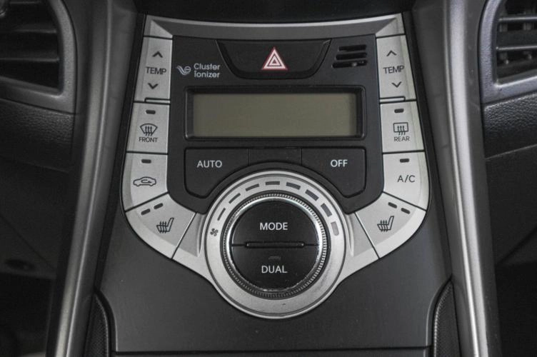 Hyundai Avante 19 из 20
