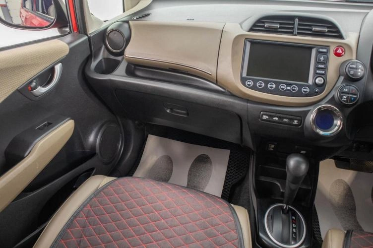 Honda Fit Shuttle 21 из 25