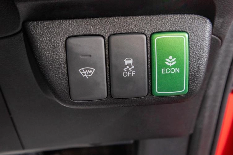 Honda Fit Shuttle 13 из 25