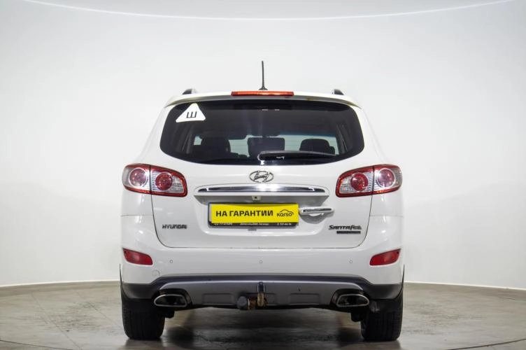 Hyundai Santa Fe 5 из 6
