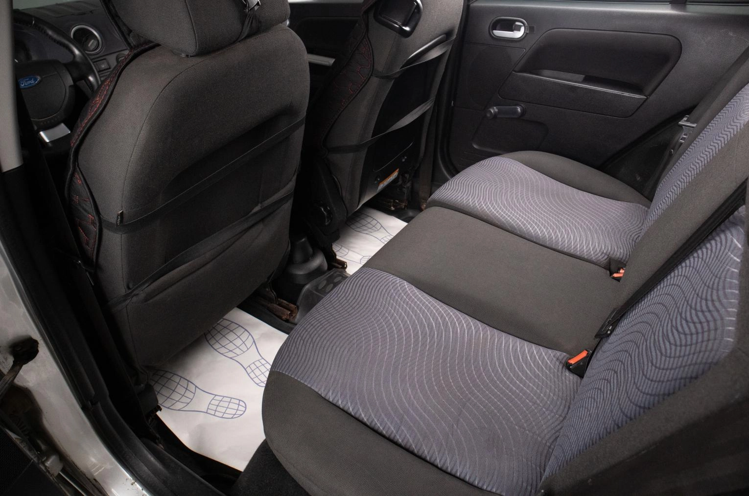 Ford Fusion 16 из 17