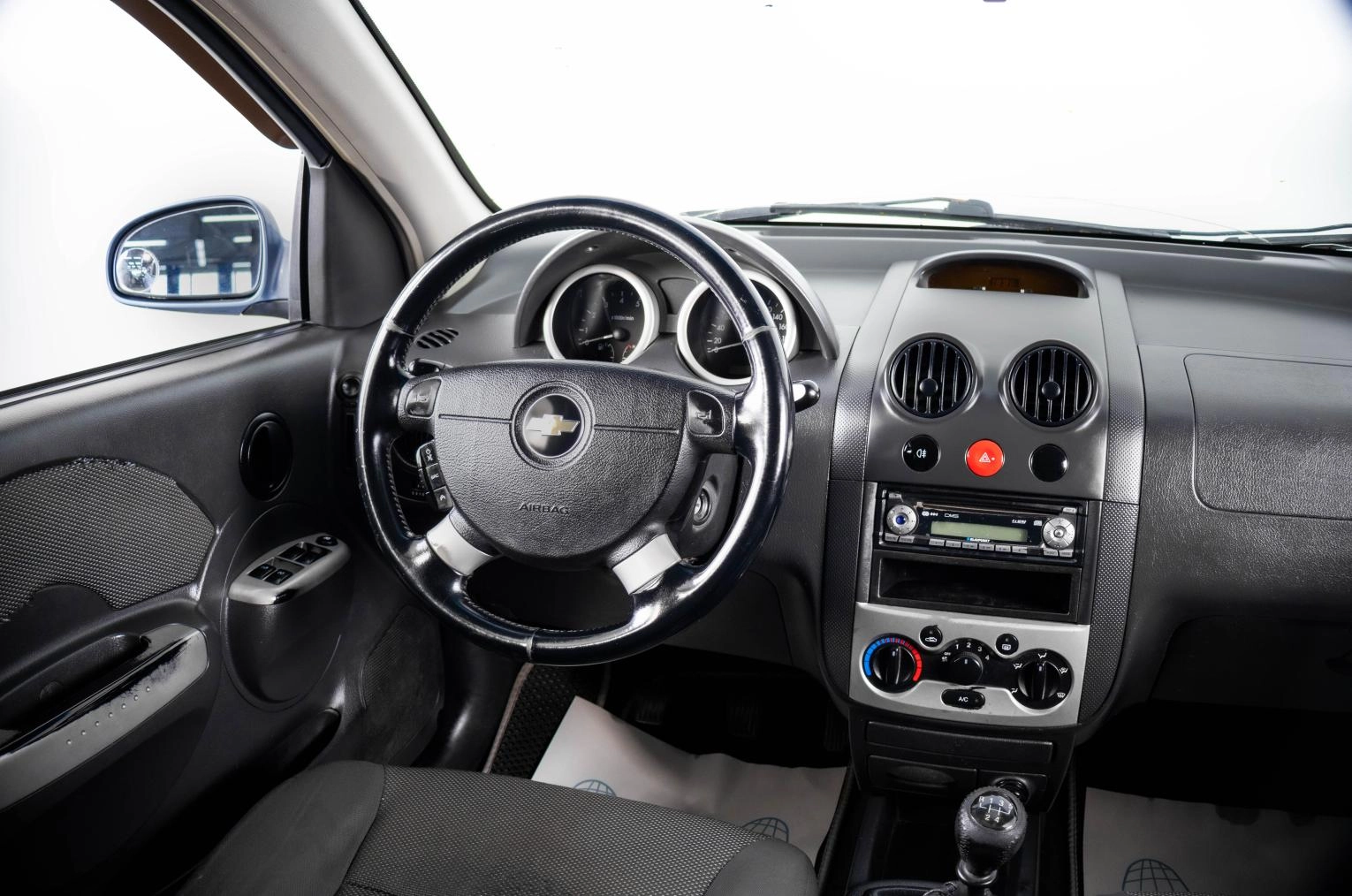 Chevrolet Aveo 12 из 20