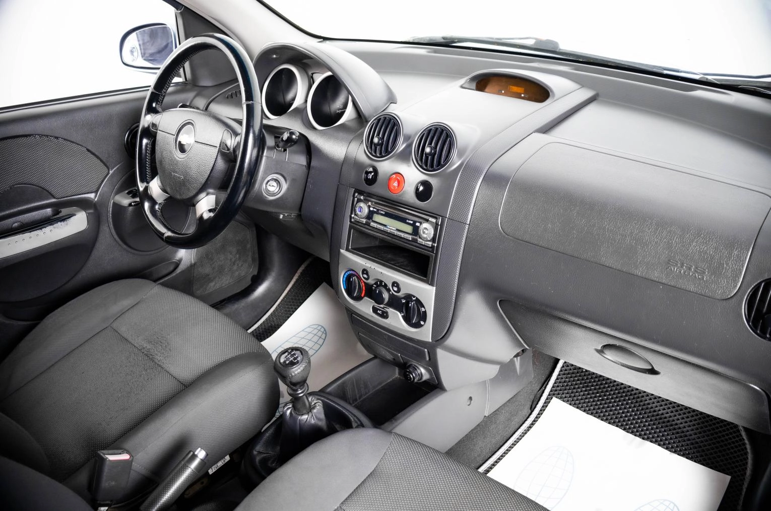 Chevrolet Aveo 11 из 20