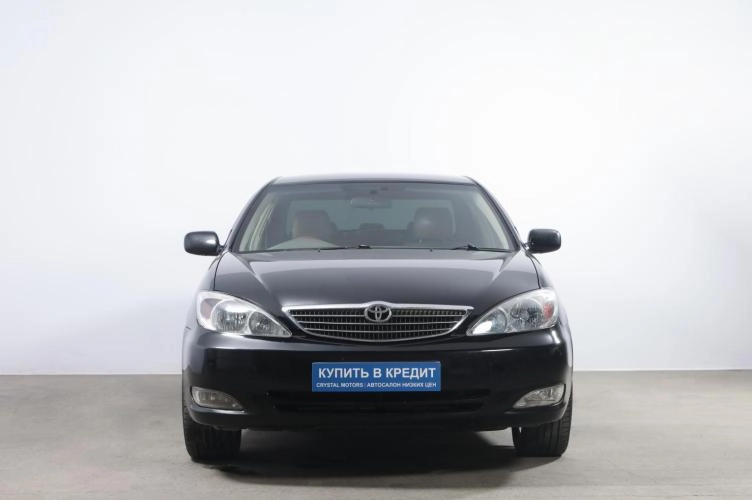 Toyota Camry 2 из 6