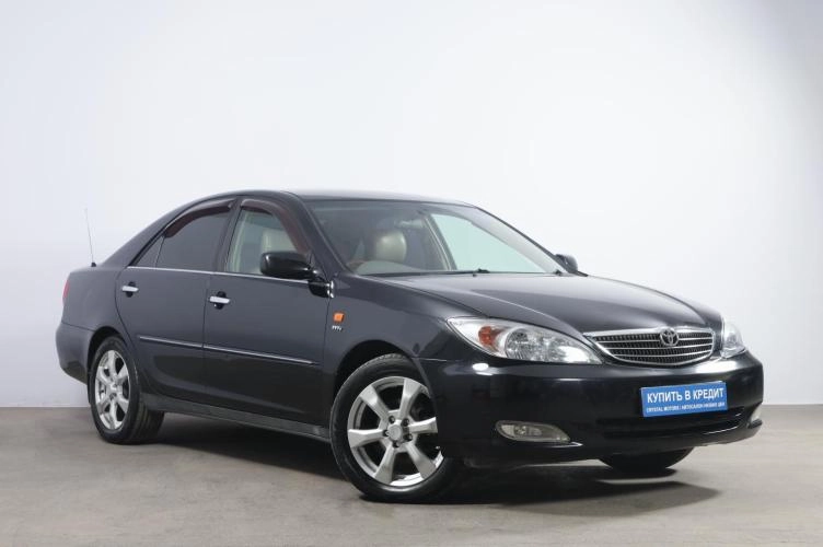 Toyota Camry 1 из 6