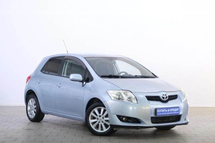Toyota Auris 1 из 6