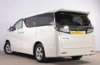 Toyota Vellfire 4 из 18