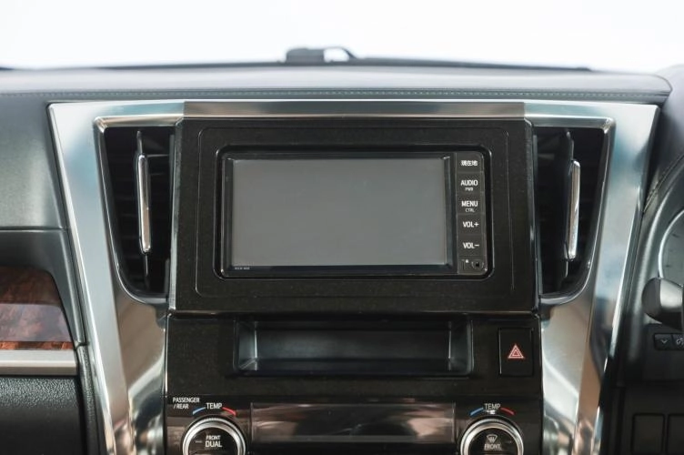 Toyota Vellfire 10 из 18