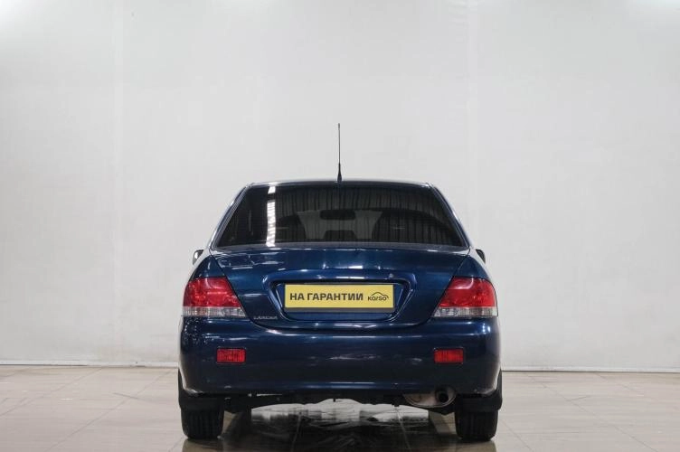 Mitsubishi Lancer 5 из 6