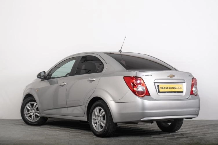 Chevrolet Aveo 5 из 6