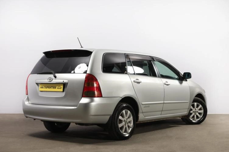 Toyota Corolla Fielder 6 из 6
