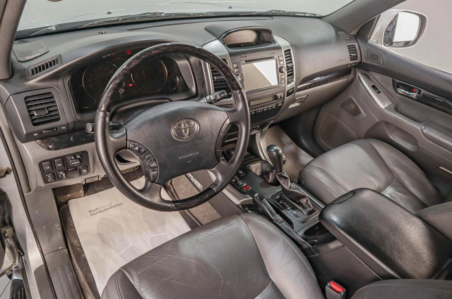 Toyota Land Cruiser Prado 7 из 18