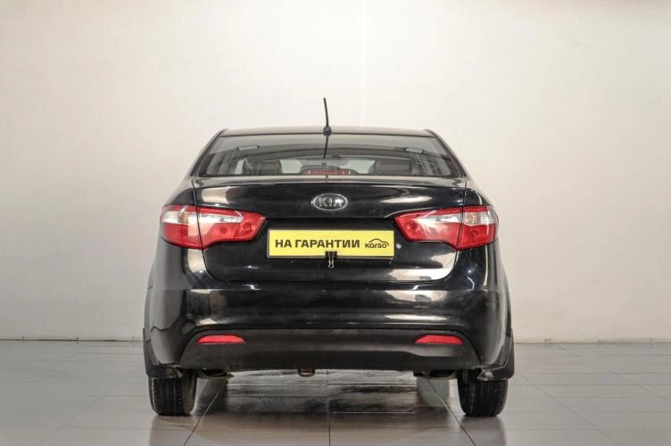 KIA Rio 5 из 6