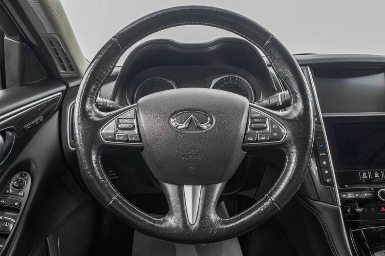 Infiniti Q50 15 из 29