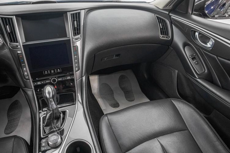 Infiniti Q50 23 из 29