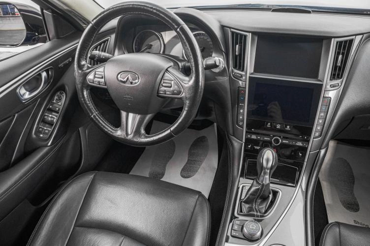 Infiniti Q50 18 из 29