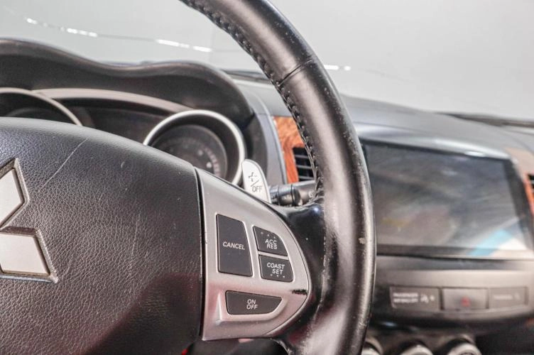 Mitsubishi Outlander 10 из 16