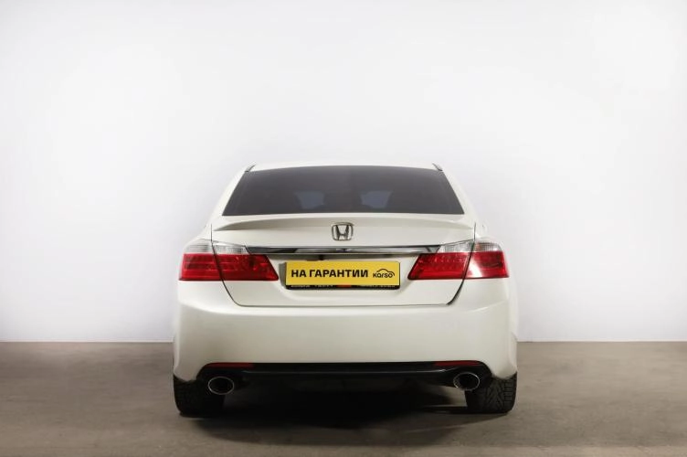 Honda Accord 5 из 6