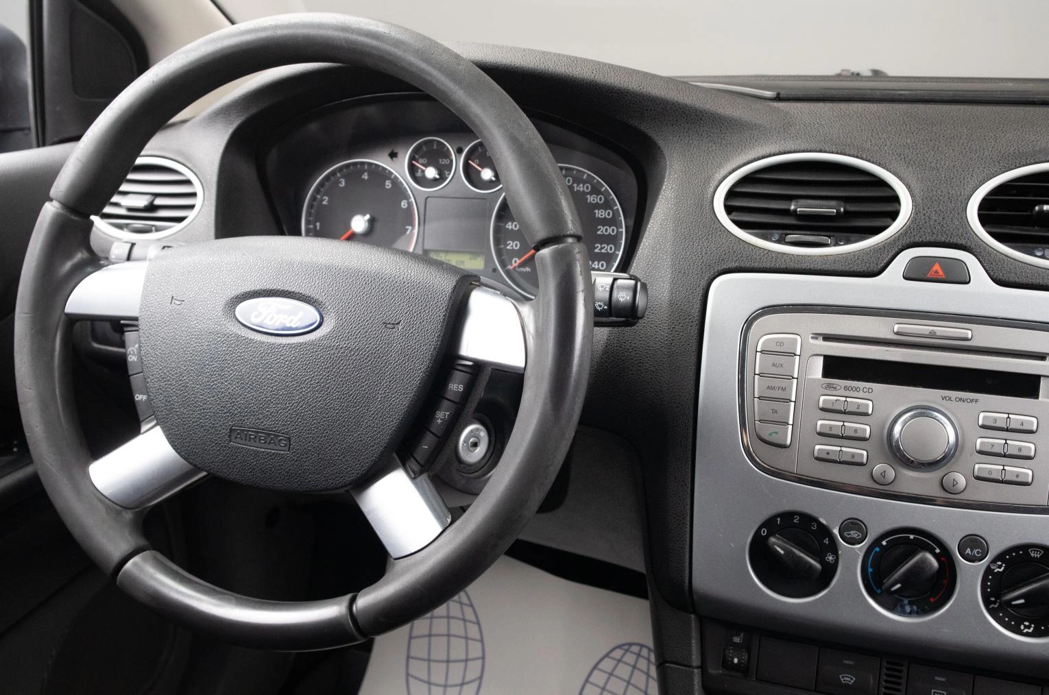 Ford Focus 8 из 17