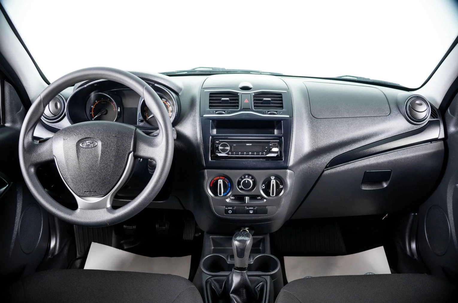 ВАЗ (LADA) Granta 12 из 19