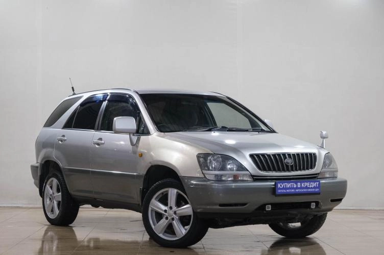 Toyota Harrier 1 из 6