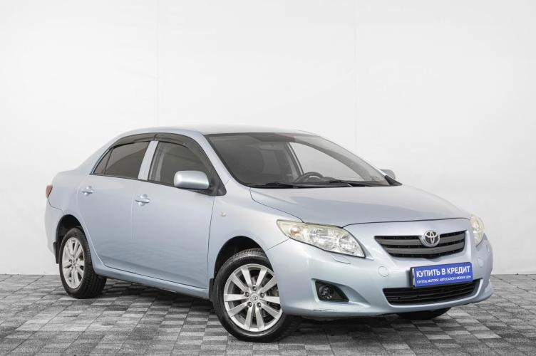 Toyota Corolla 1 из 21