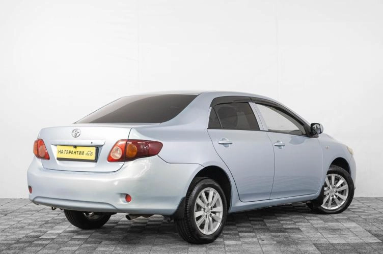 Toyota Corolla 6 из 21