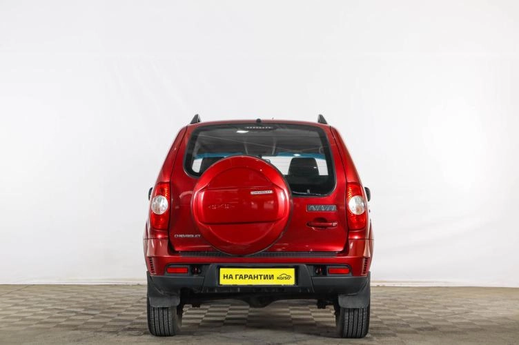 Chevrolet Niva 5 из 6