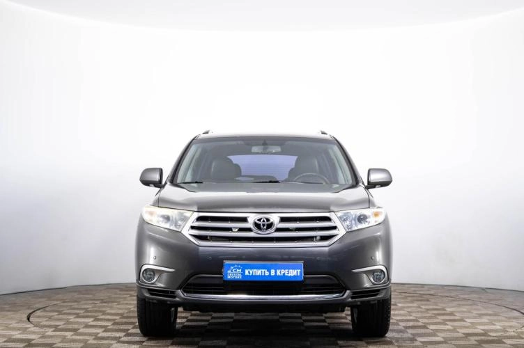 Toyota Highlander 2 из 6