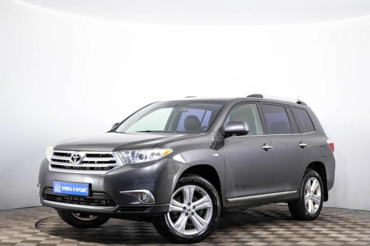 Toyota Highlander 3 из 6