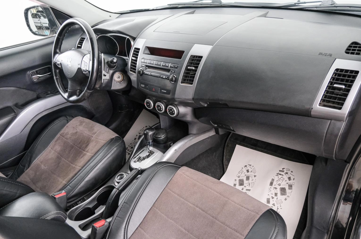 Peugeot 4007 12 из 21