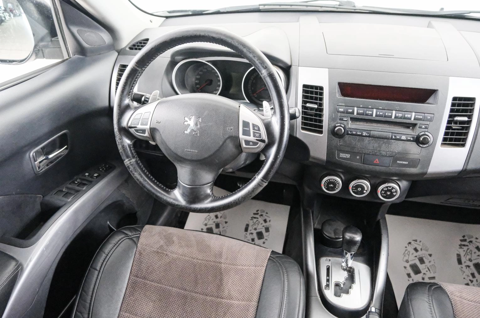 Peugeot 4007 9 из 21