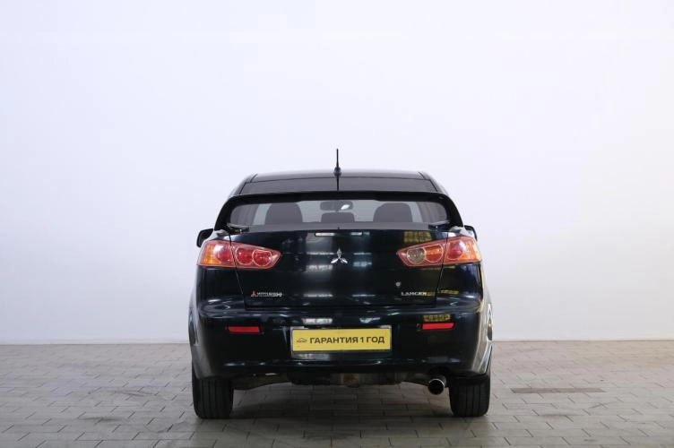 Mitsubishi Lancer 5 из 6