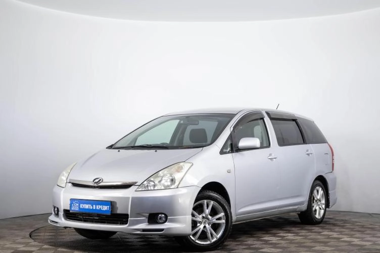 Toyota Wish 3 из 6