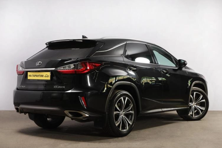 Lexus RX 6 из 6