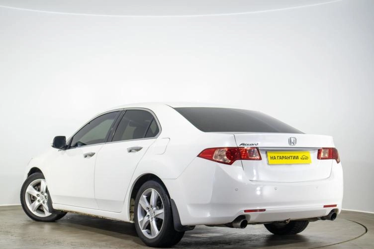 Honda Accord 5 из 6
