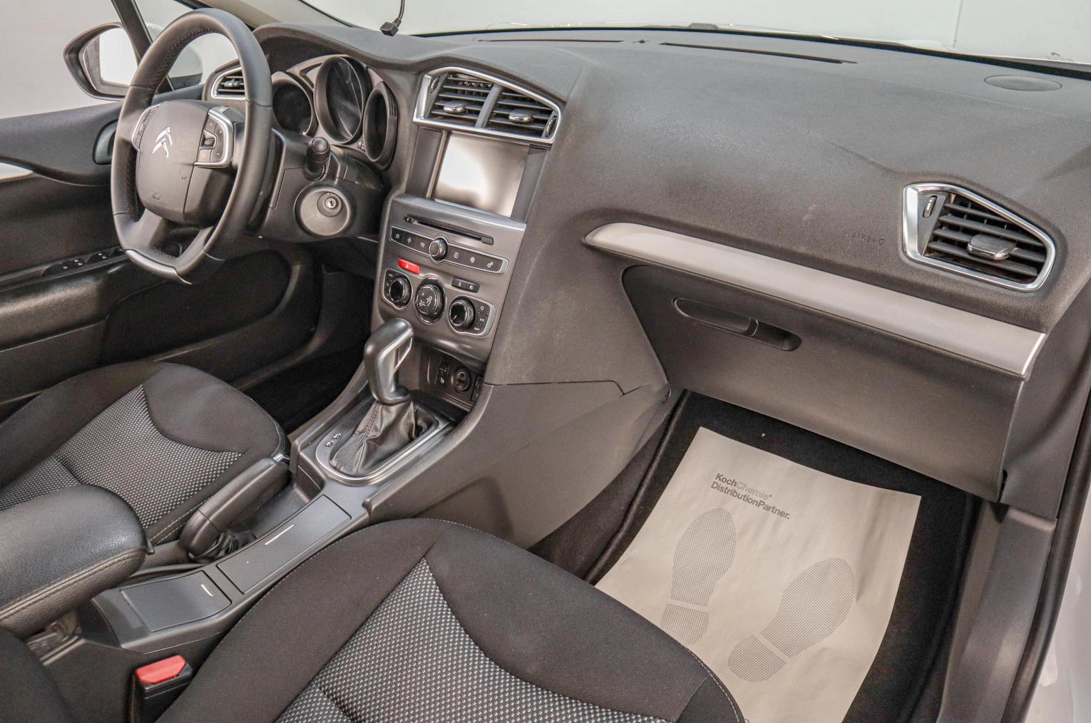 Citroen C4 18 из 20