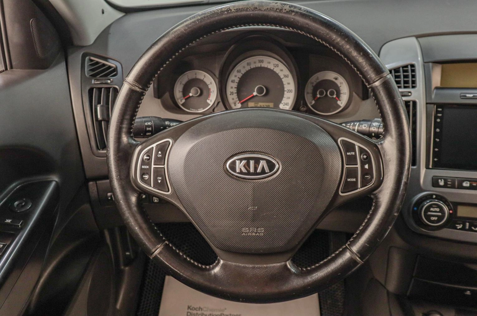 KIA cee'd 11 из 18